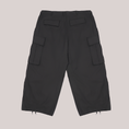 Load image into Gallery viewer, Loose-fit cotton twill cargo pants.